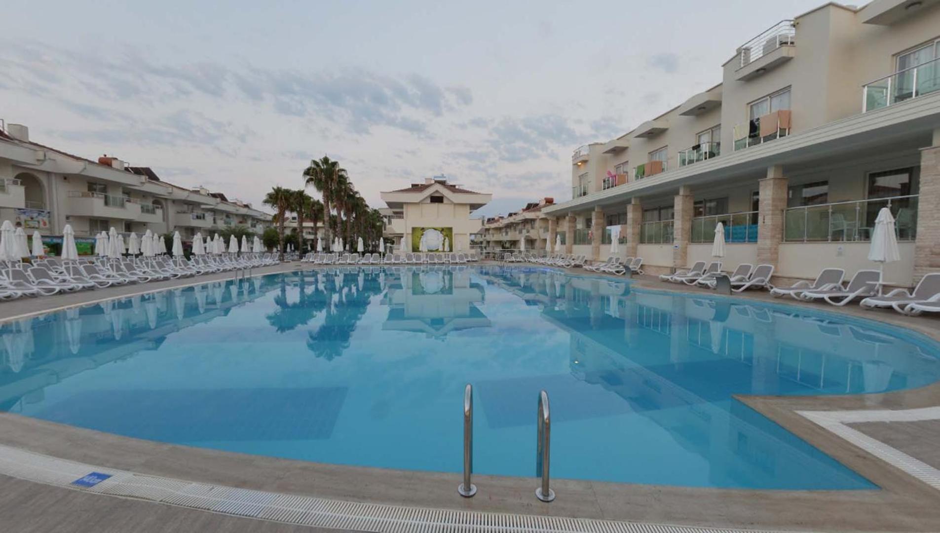 Dream Family Club Hotel Side Luaran gambar